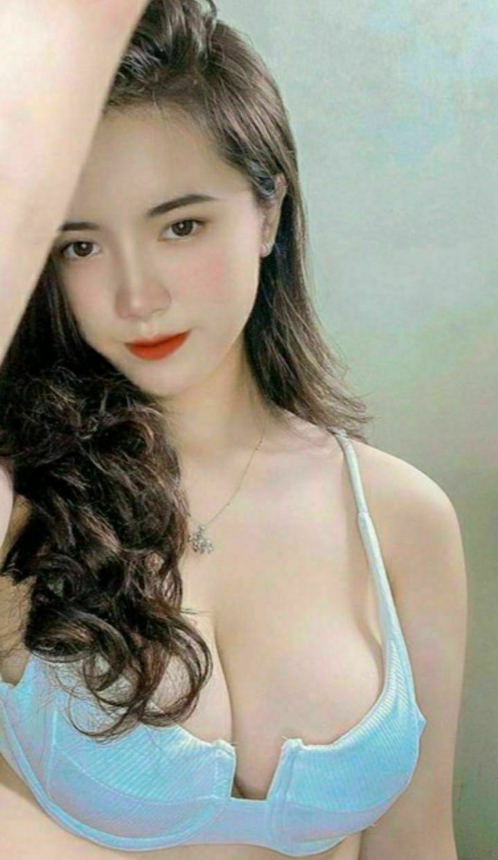 3 em, e nào cũng nuột cơ